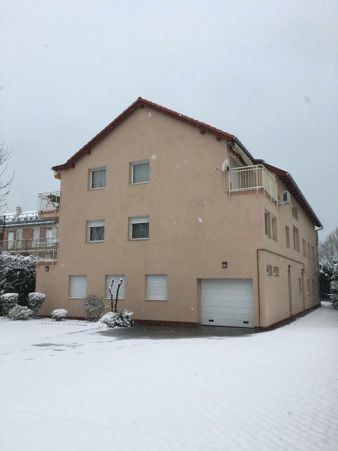 Apartamento Aranypart Apartman Siófok Exterior foto